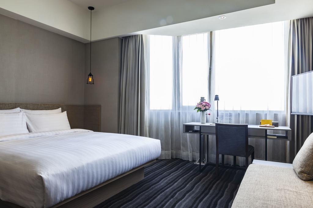 Changyu Hotel Tainan Bagian luar foto
