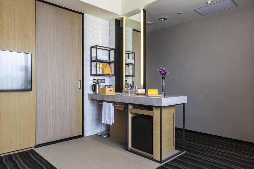 Changyu Hotel Tainan Bagian luar foto