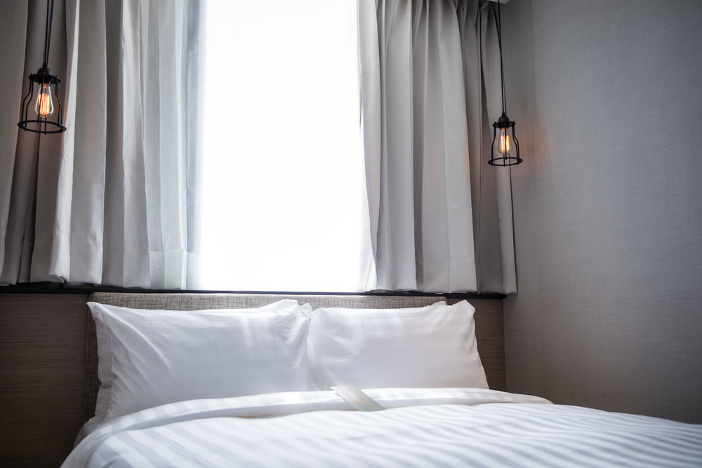 Changyu Hotel Tainan Bagian luar foto